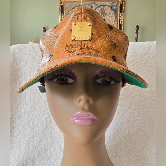 💯Authentic MCM Snapback Monogram Baseball Laether Cap - Picture 11 of 14